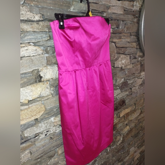 DKNY Pink formal dress, strapless size ten, great condition, short - Picture 6 of 8